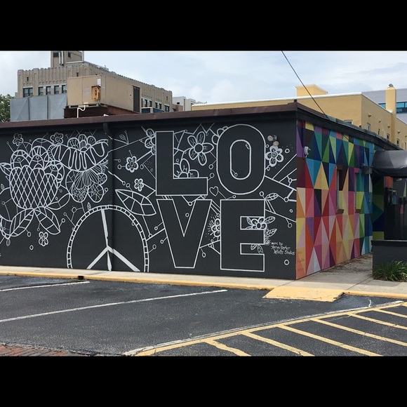 Meet your Posher, Antoinette! - Picture 3 of 12